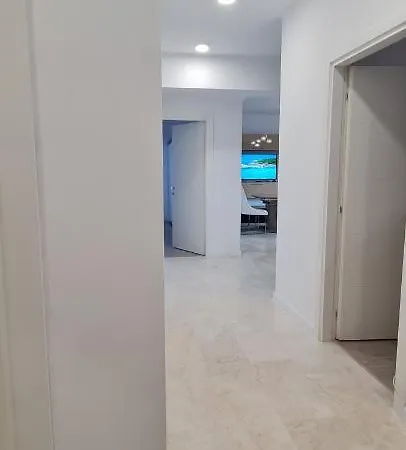 Oscar Apartament *