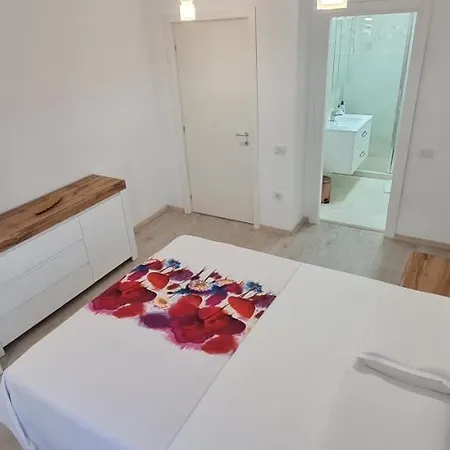 Oscar Apartament *