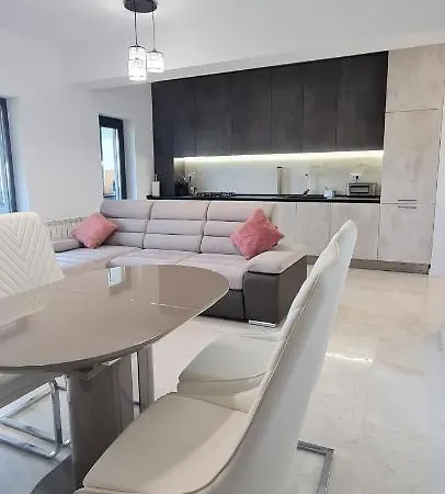 Oscar Apartament * Constanta